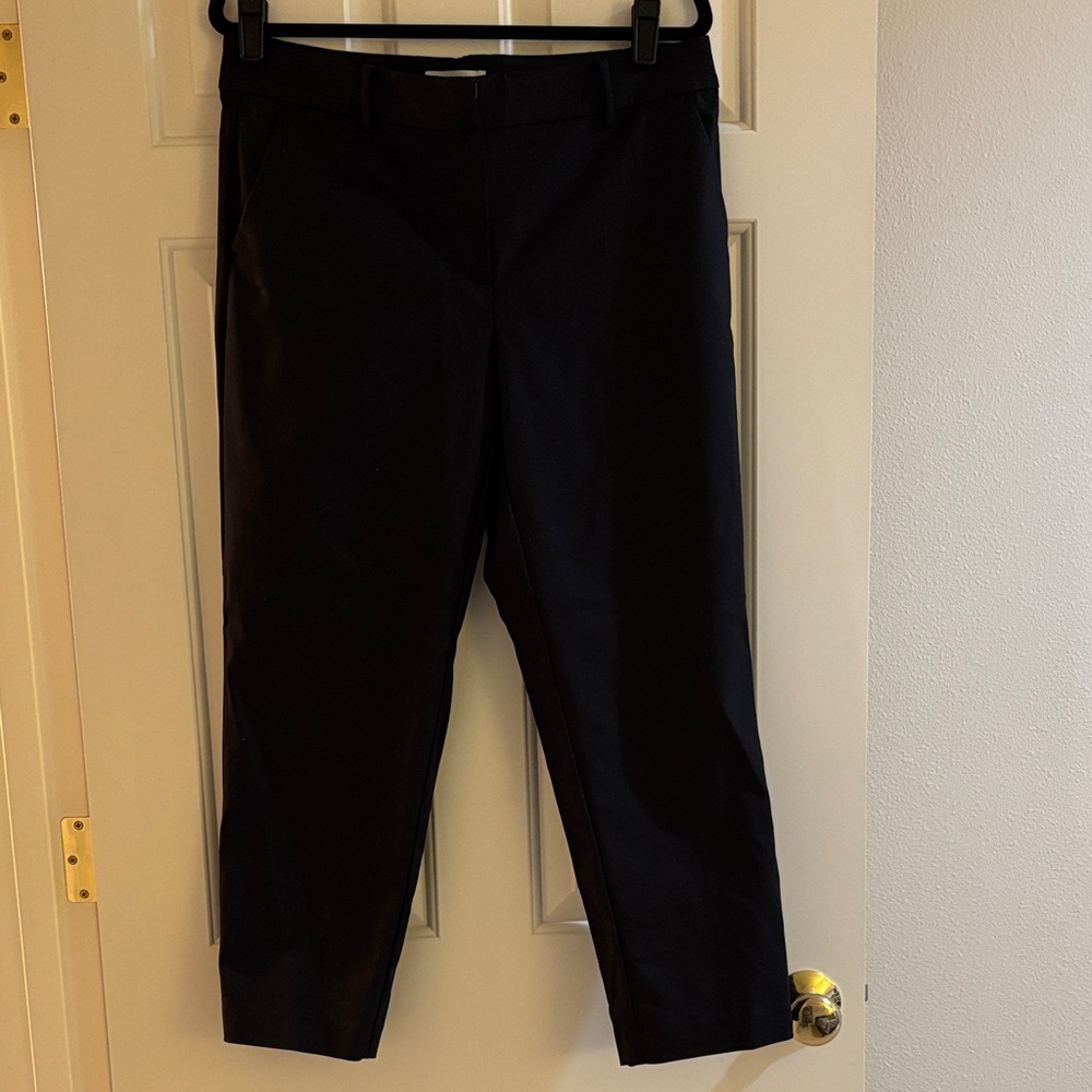 LOFT women’s Black Riviera Slim Crop Pant Size 10
